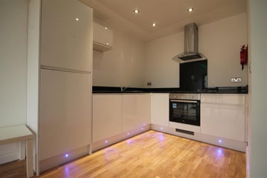 1 bed flat, Falconars House, Newcastle Upon Tyne, Newcastle, NE15AR - Image 2